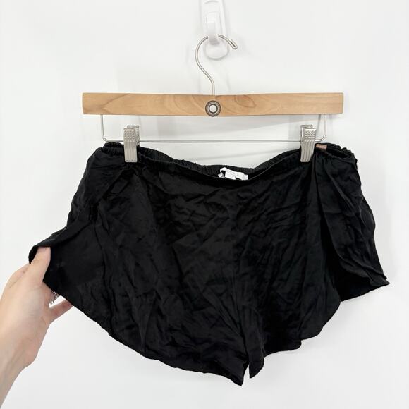 Lunya Silk Shorts Small Washable Sleep Lounge Quiet Luxury Washable Stretch Soft - Picture 1 of 6